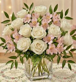 White Rose Embrace (square vase)