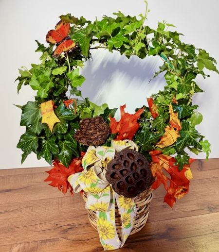 Plant: Autumn Ivy Wreath