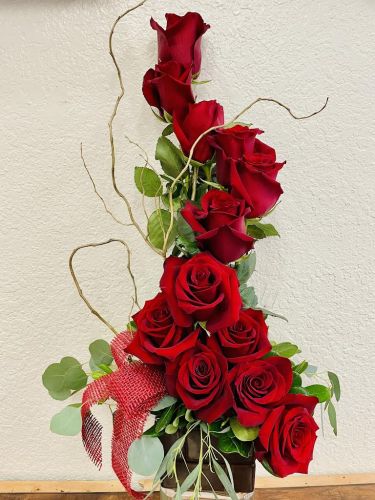 Spiral Roses (Dozen)