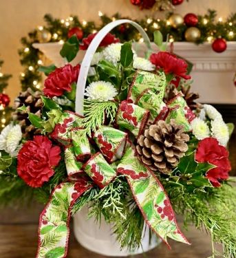 CHRISTMAS BASKET